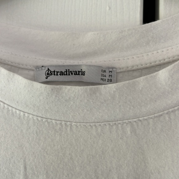 Stradivarius graphic tee - Picture 2 of 3